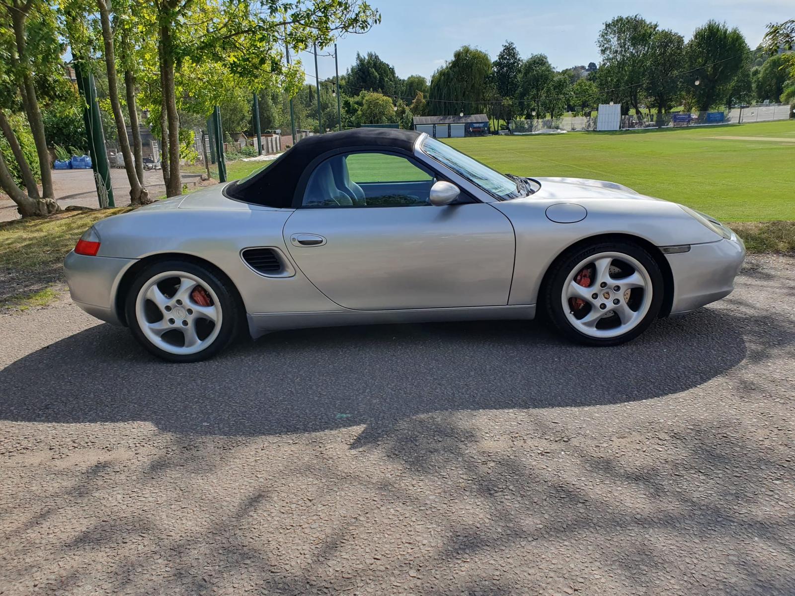Sell your car to Global Classic Car Group, North London