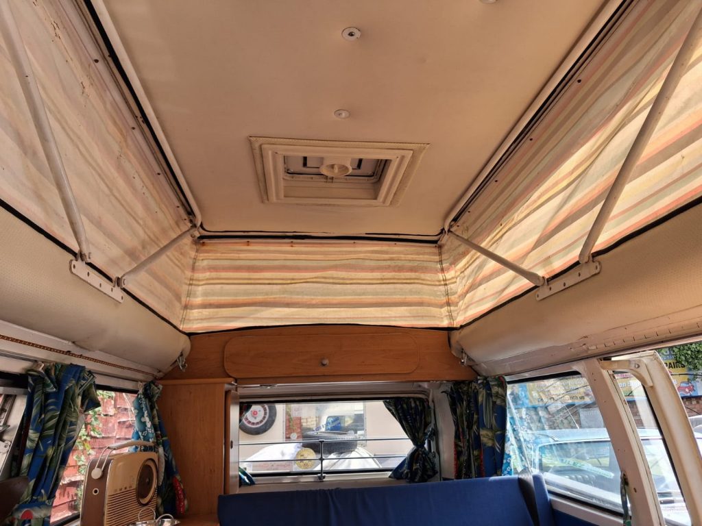 1972 Volkswagen T2 Camper Van - photo 42