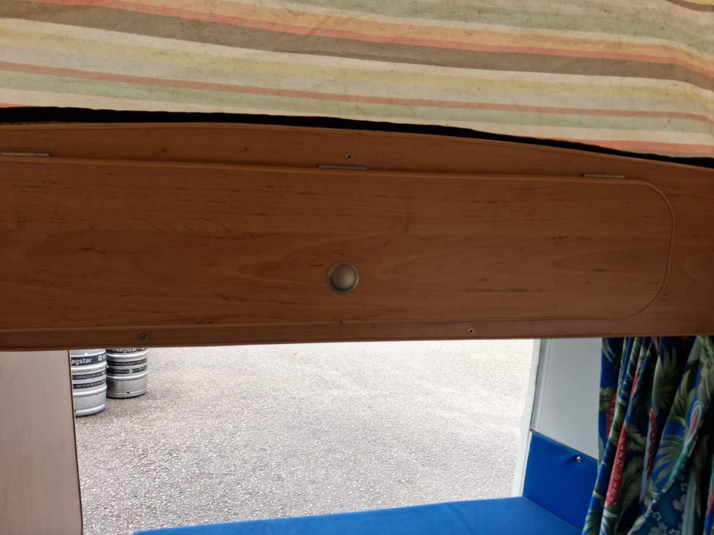 1972 Volkswagen T2 Camper Van - photo 36