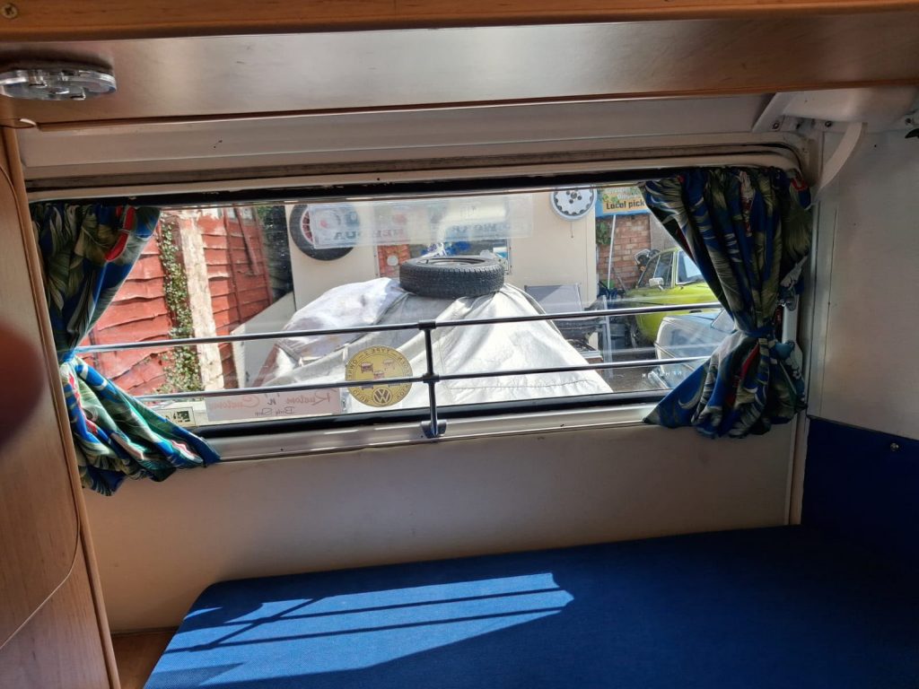 1972 Volkswagen T2 Camper Van - photo 38
