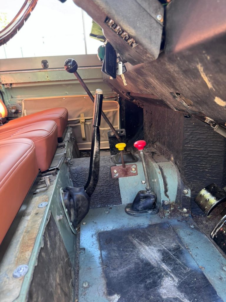 1981 Land Rover Series III – Fully Restored, Matching Numbers, Historic Status - photo 8
