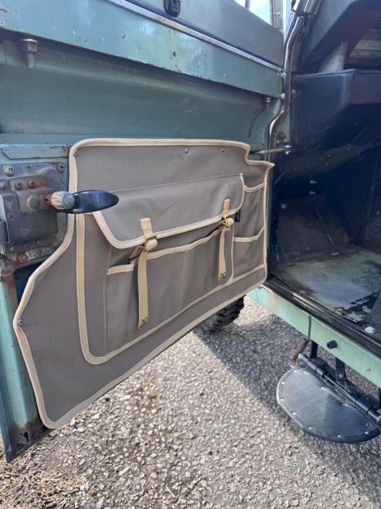 1981 Land Rover Series III – Fully Restored, Matching Numbers, Historic Status - photo 14